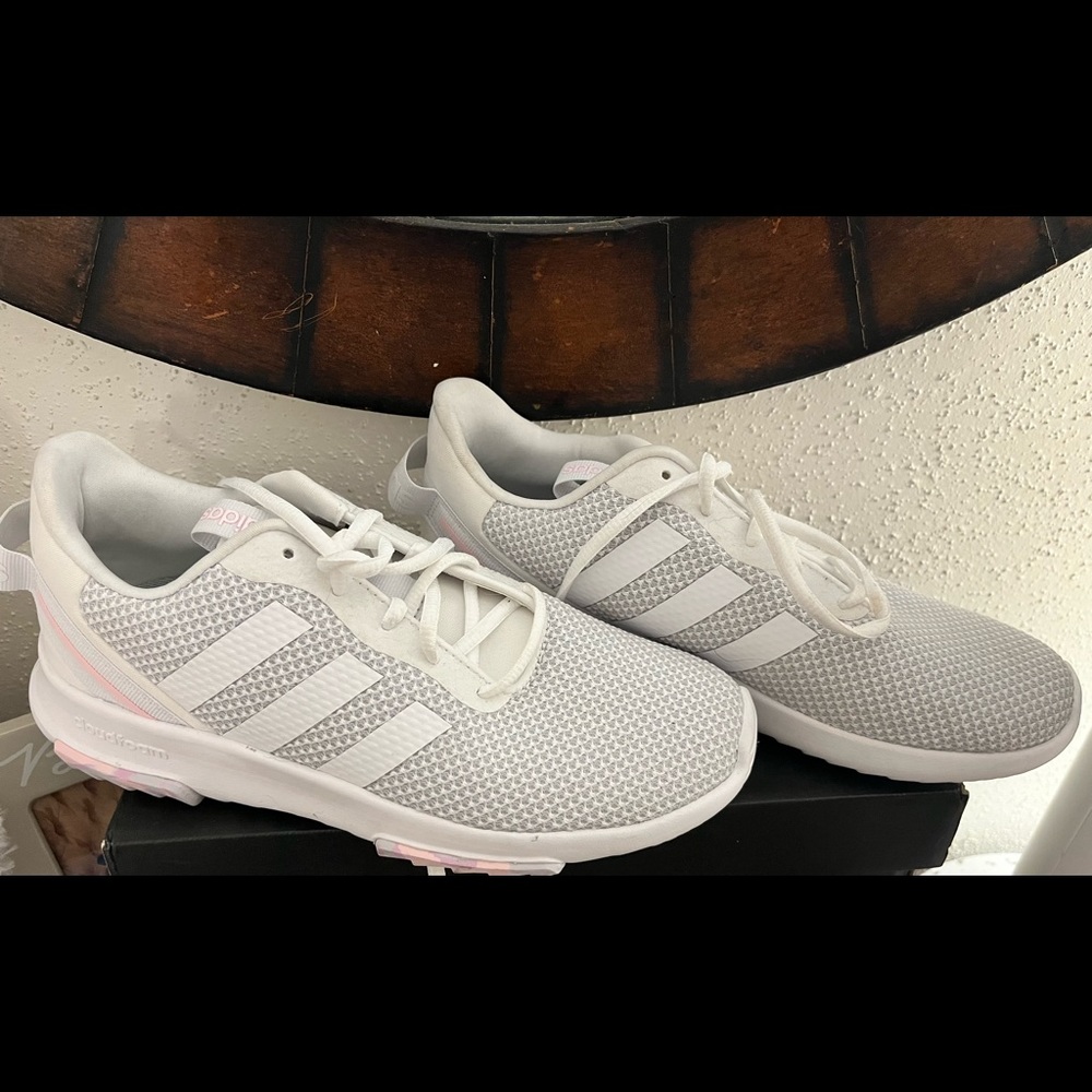Adidas Cloud Foam
